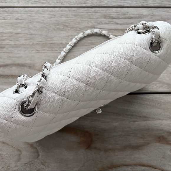 1️⃣3️⃣5️⃣0️⃣0️⃣ CHANEL Classic White Caviar Medium Bag - Picture 10 of 16